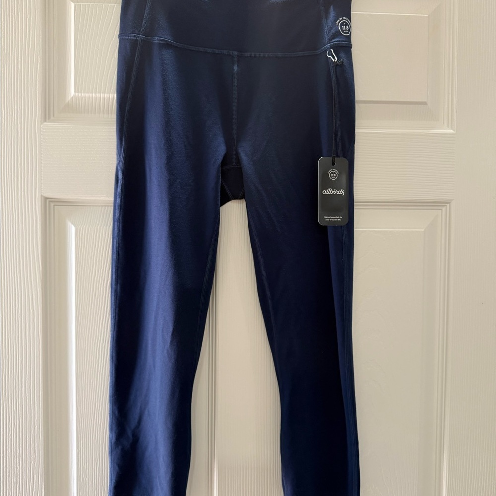 Allbirds Women's Capris - Navy Blue